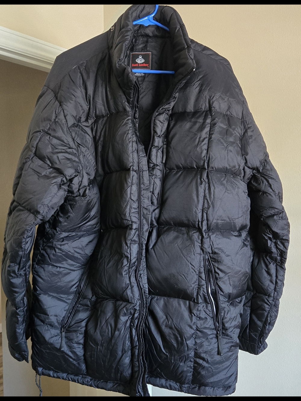 Foot Locker Men's Black Puffer Jacket Zip Lined Mid-Length Stand-Up Logo L 40"